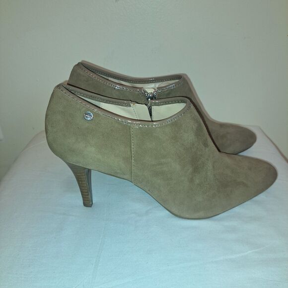Calvin Klein Ankle Boots Booties 9.5 M Pointed Toe Brown Suede Leather Women's - Picture 3 of 12